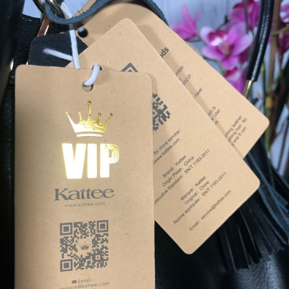 đź’•SOLDđź’•Kattee Black Leather Hobo Tote Tassel Bag - Picture 8 of 8